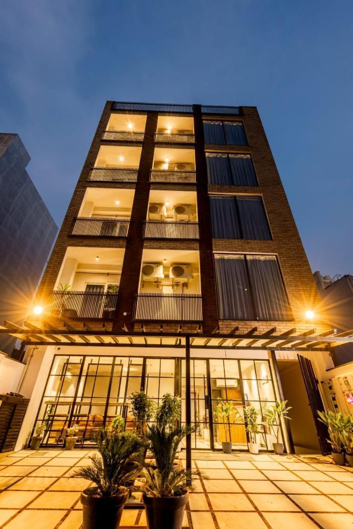 Hotel Imperial Stayz Sector 51 Gurgaon Exterior photo